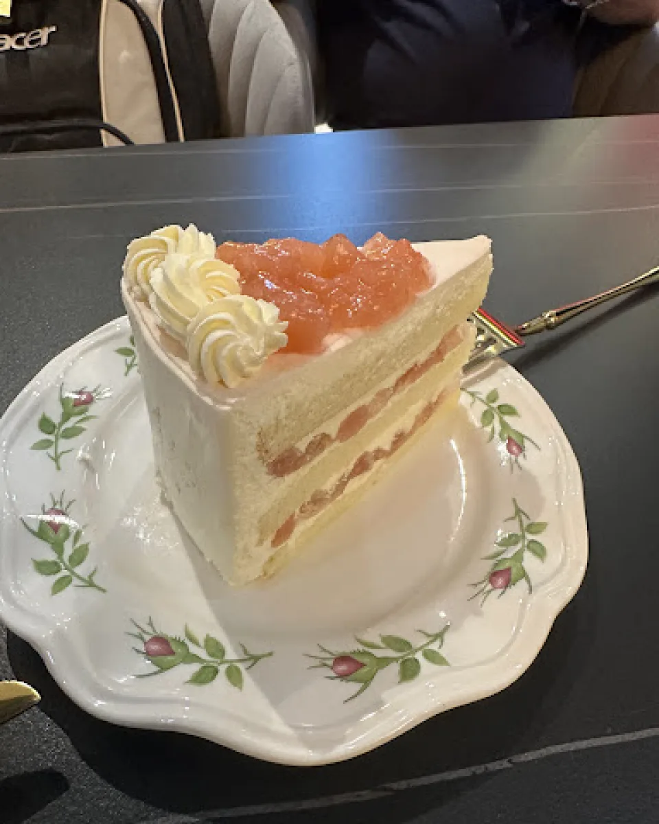ZH F (房振豪)